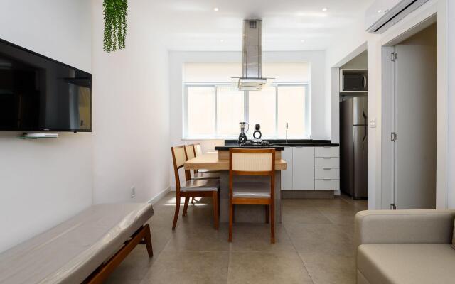 Apartamento Moderno em Copacabana | MFB 76/202