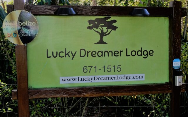 Lucky Dreamer Lodge