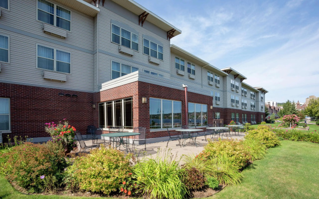 Hampton Inn Duluth Canal Park