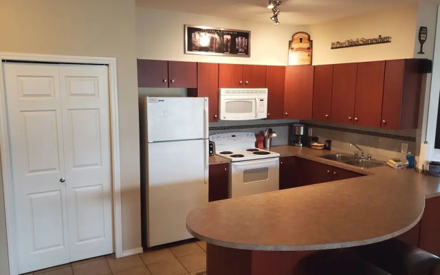 Pinnacle Pointe - By Vacations Kelowna