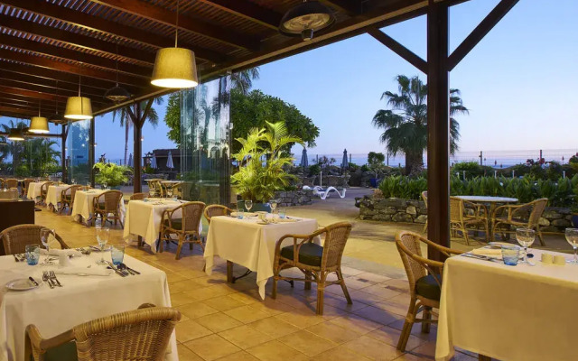 Hotel PortoBay Santa Maria