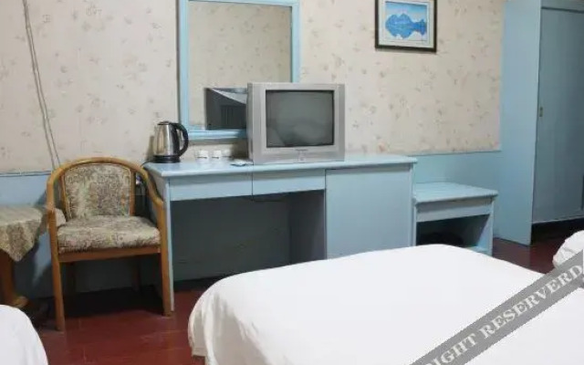 Rongcheng Jiazhou Express Hotel