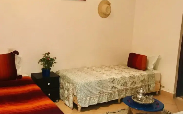 N12 Hostel