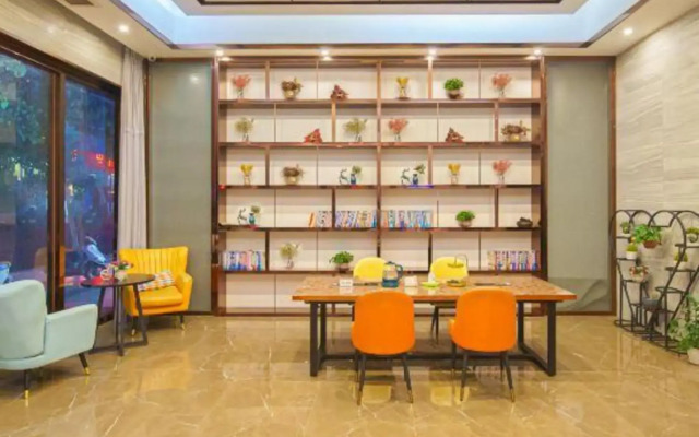Tianyue Four Seasons Hotel