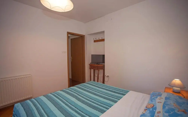 Apartments and Room Agata
