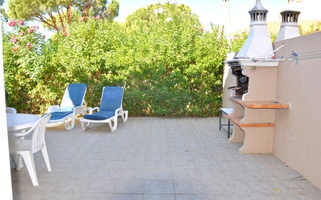 "A Modern, Comfortable and Well Equipped Linked Villa With Private Pool and A/c"