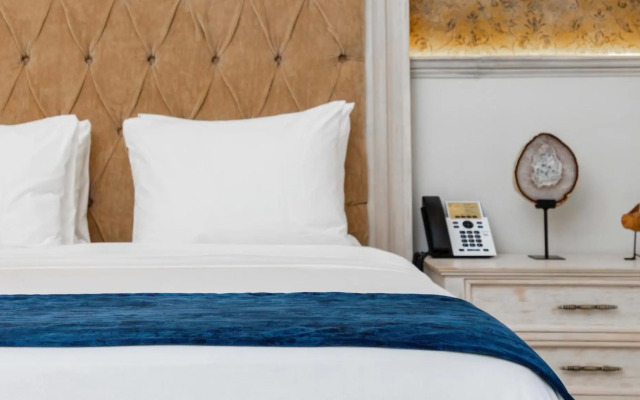 voco Royalty Puebla Downtown by IHG