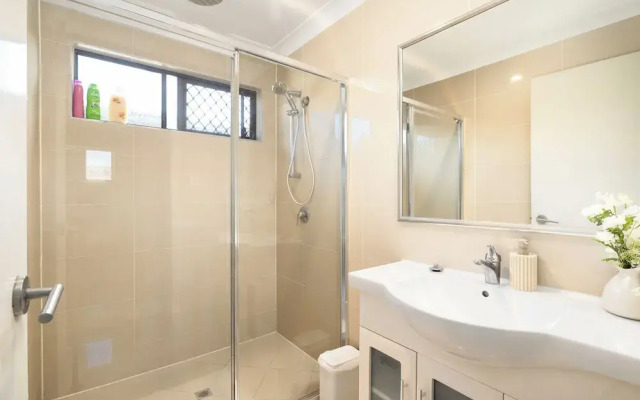 Smart Suites Self Check-in Apartments - 20 Darnley
