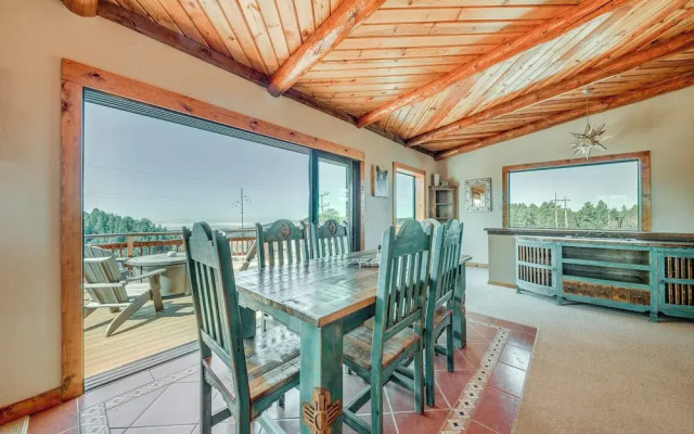 Cloudcroft Cabin w/ View ~ 4 Mi to Ski Cloudcroft! - фото 4