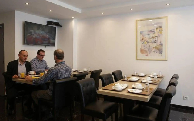 Luxor Bastille Hôtel