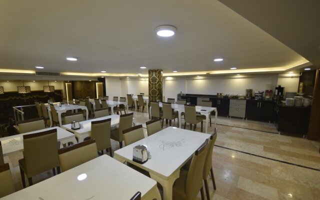 Tugra Hotel