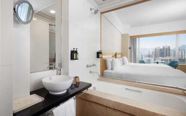 Nina Hotel Tsuen Wan West