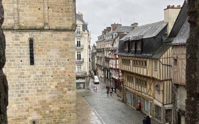 HENRI& HENRIETTE le studiolo d'HENRI