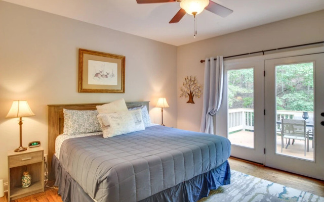 'serene Shores' Lakefront House w/ Dock!