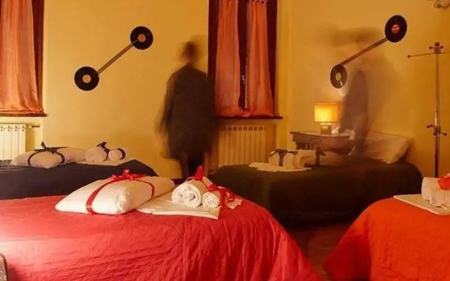 Mantua Hostal