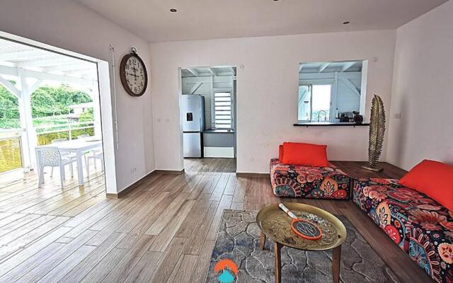 T4 Kaera - GOSIER Pliane (piscine & vue mer)