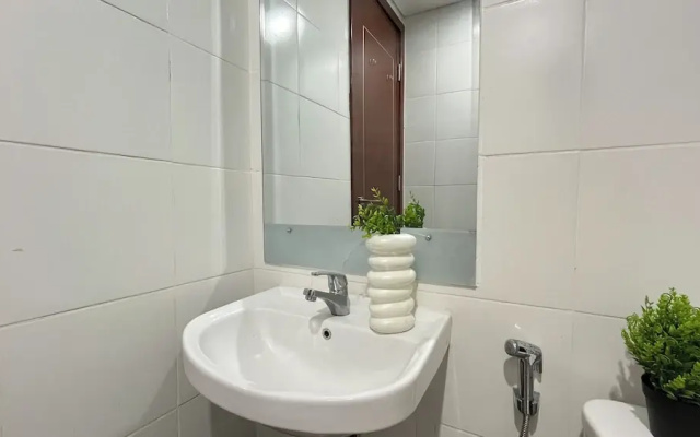 Restful 2Br At Vittoria Residence Apartment