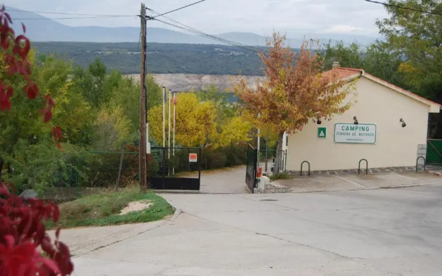 Camping de Cervera de Buitrago