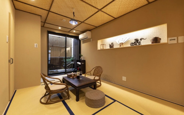 Shirakabanoyado-Uchikyuhoji