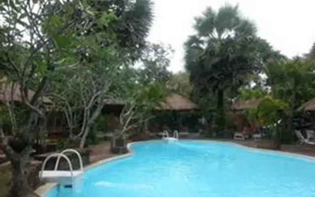 Hotel Les Lacs Resort