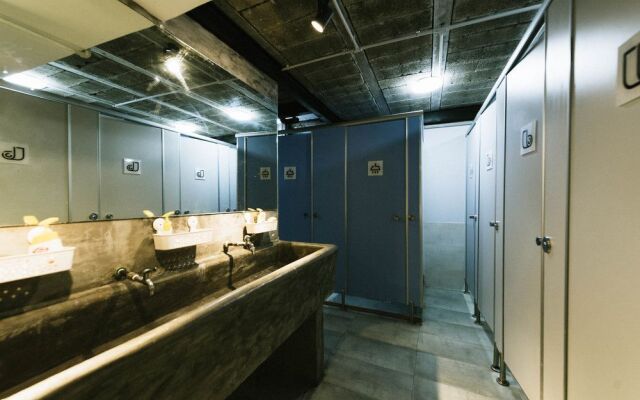 Bedgasm Hostel