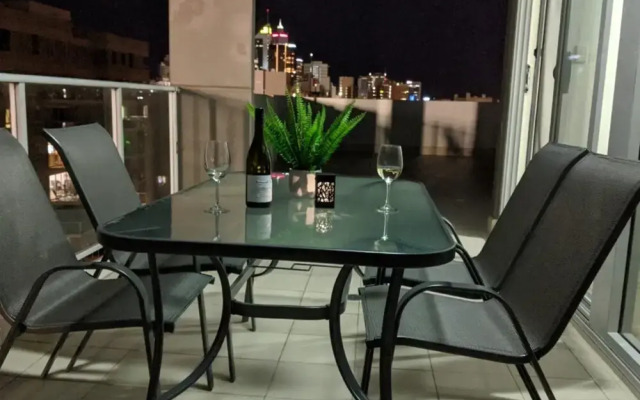 Stunning 2 Storey Apartment in Perth's CBD