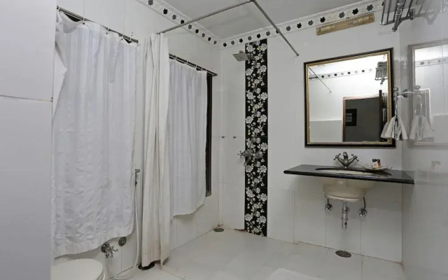 Inder Prakash Hotel
