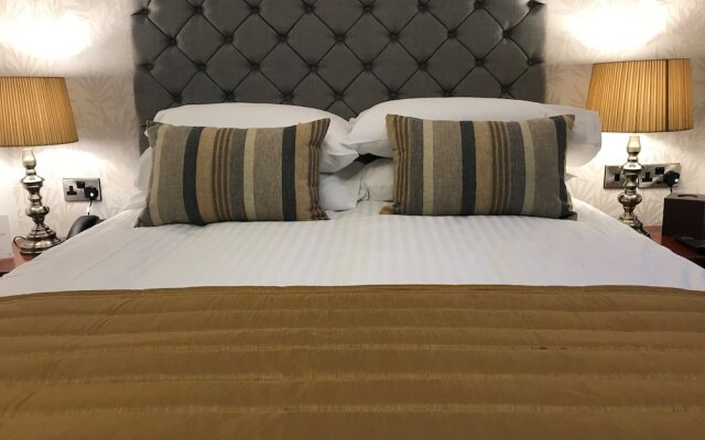 Loftsome Bridge Hotel