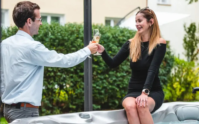 Garden Suites Residence by TKC