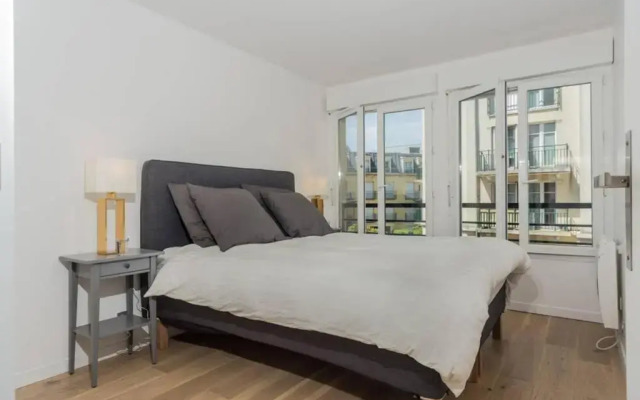 Lovely Apartment Close To A Big Shopping Mall