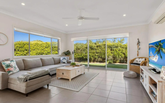 Salty Pause @ Bondi House