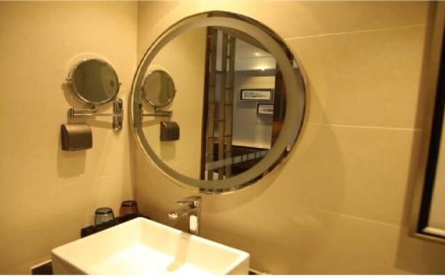 Yicheng Hotel