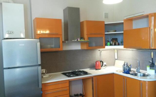 Dupleks V Starom Batumi S Vidom Na Cerkov