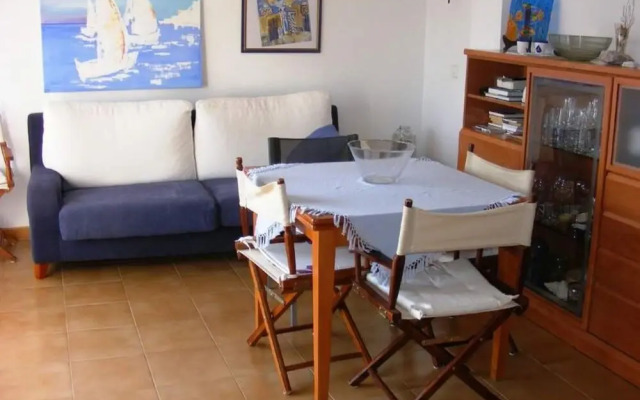 106313 - Apartment in Llança