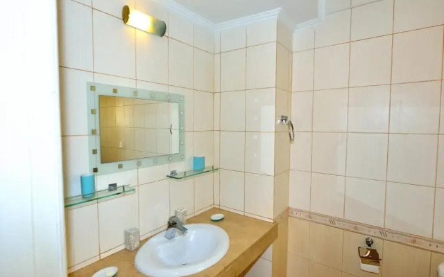 50 meters to the beach 3 bedroom appartment