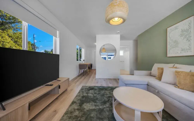1-BR retreat in the City Centre