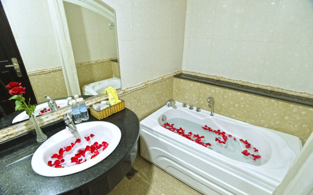 Boss Palace Hotel
