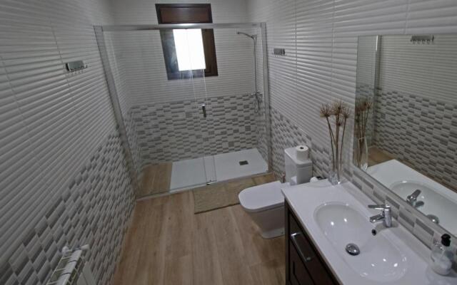 Los fresnos de ribadesella 5 personas