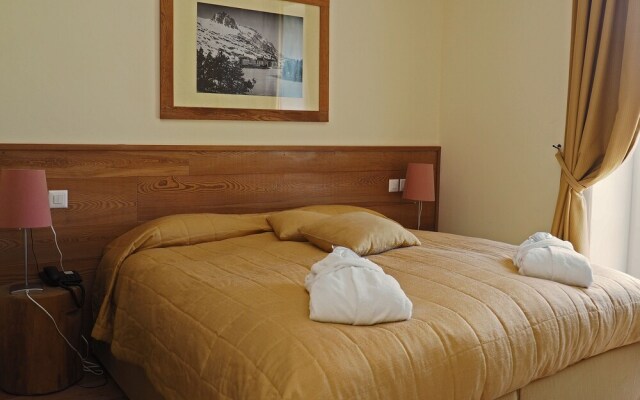 Maloja Palace Residence