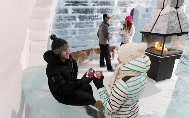 Hotel De Glace