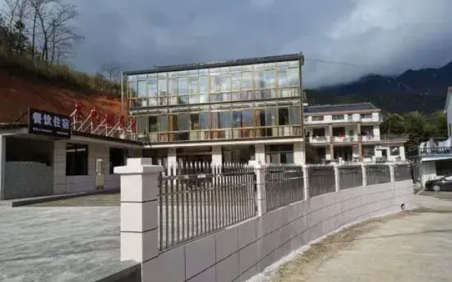 Tianzhu Mountain Tea Garden Lake Homestay
