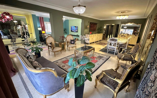 Spacious 3-Bedroom Fully-Furnished Apt in Nasr City