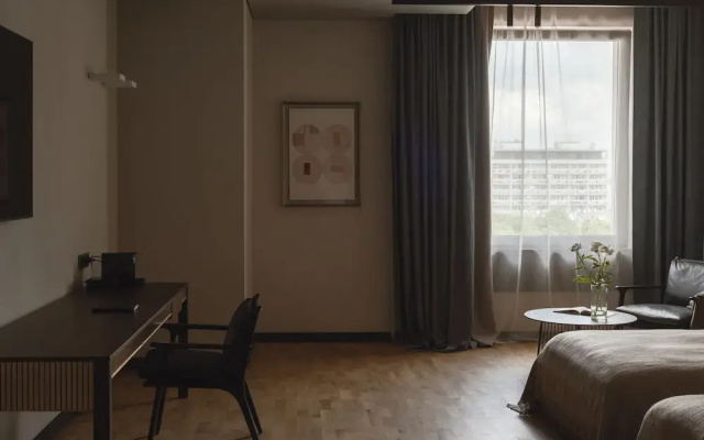 Grand Hotel