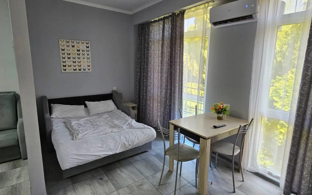 Apartments in the cul-de-sac Nagorny 13B