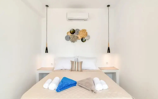 Seaside Splendor - Apollo s Poolside Retreat