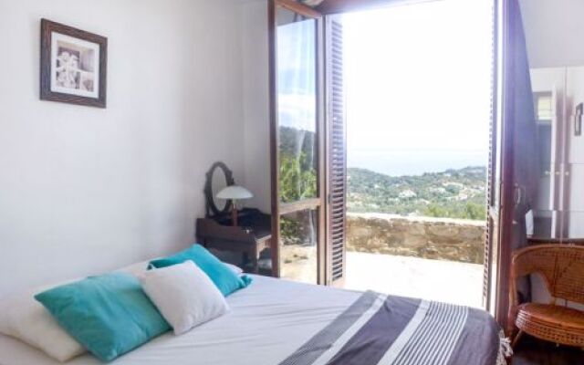 Village Les Fourches 25689