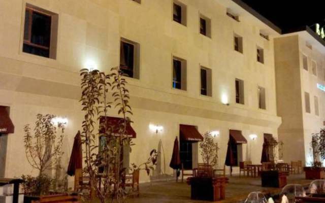 Kunlun International Hotel (Renqiu Huabei Youtian) – Exterior – Cangzhou
