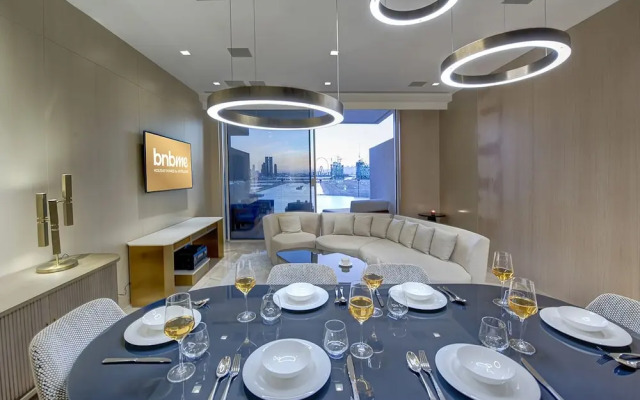 bnbme - 2B-FivePalm-1006