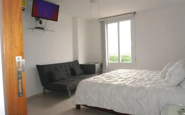 CARIBE Beachfront 2 BDR- Incredible Oceanview