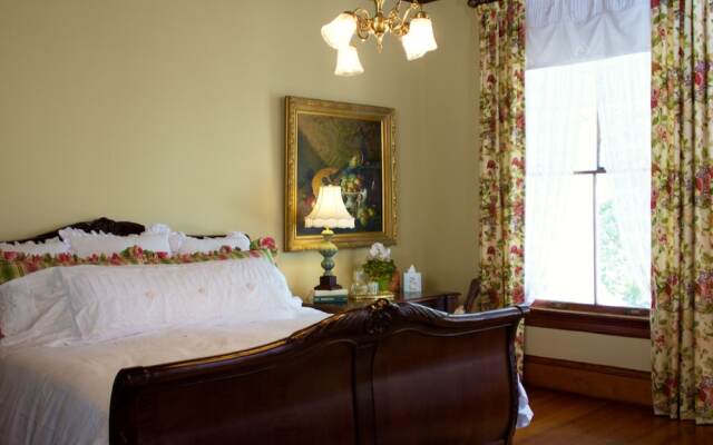 Rosemary Inn Bed & Breakfast